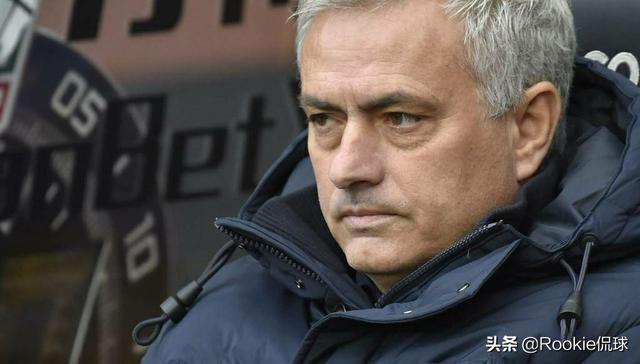 开云-领先优势明显引发热议！，Rookie在阿森纳比赛中出色发挥赛场气氛高涨的简单介绍-开云